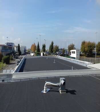 Travaux d'étanchéité de toit industriel à Saint-Amand-les-Eaux